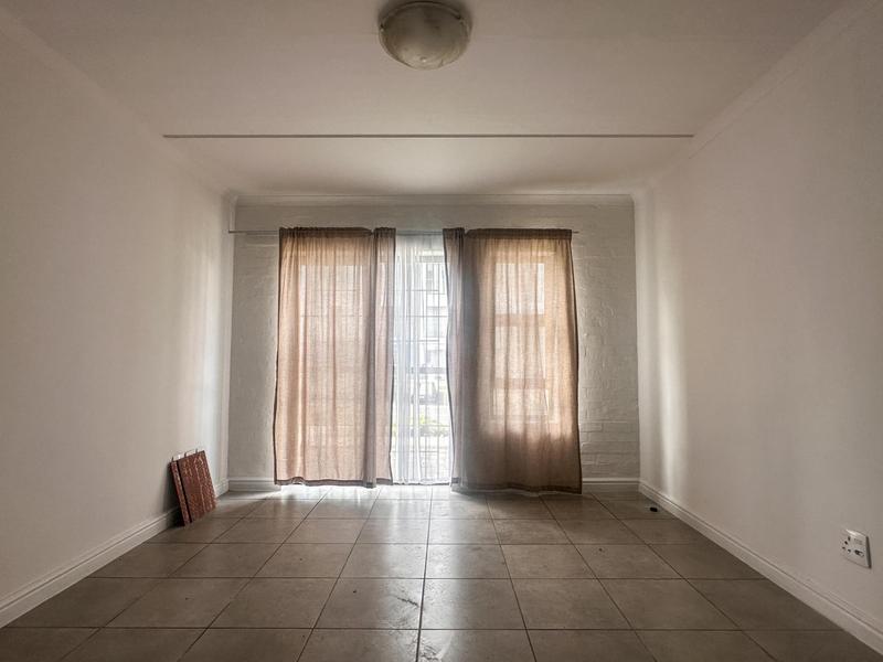 To Let 2 Bedroom Property for Rent in Glenhaven Western Cape